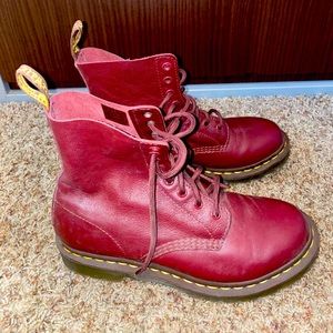 Barely worn Doc Martins. In Great condition!